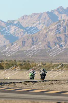 media/Dec-07-2025-CVMA (Sun) [[3e7d2de5dc]]/Race 17-Amateur Formula Middleweight/